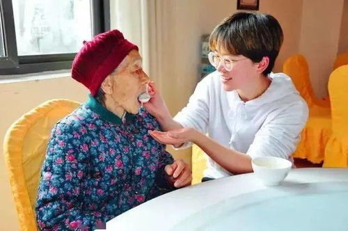 民政專項(xiàng)服務(wù) 保障長壽困難群眾基本生活，詳解臨時(shí)救助申請與養(yǎng)老服務(wù)